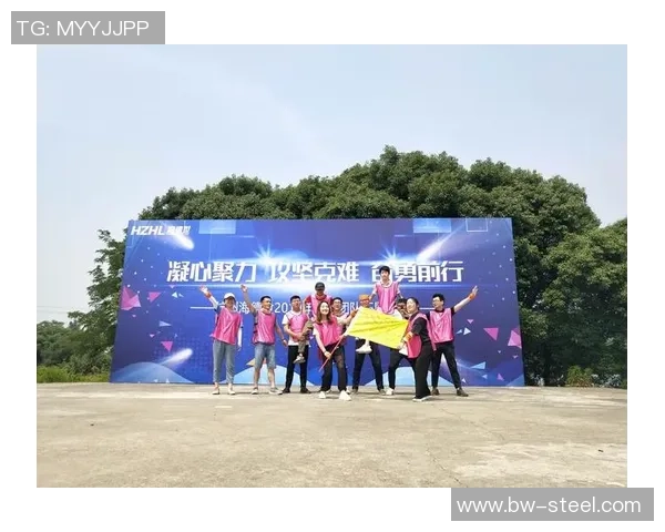 杭州篮球队在冠军赛中的团队协作表现值得称赞与反思